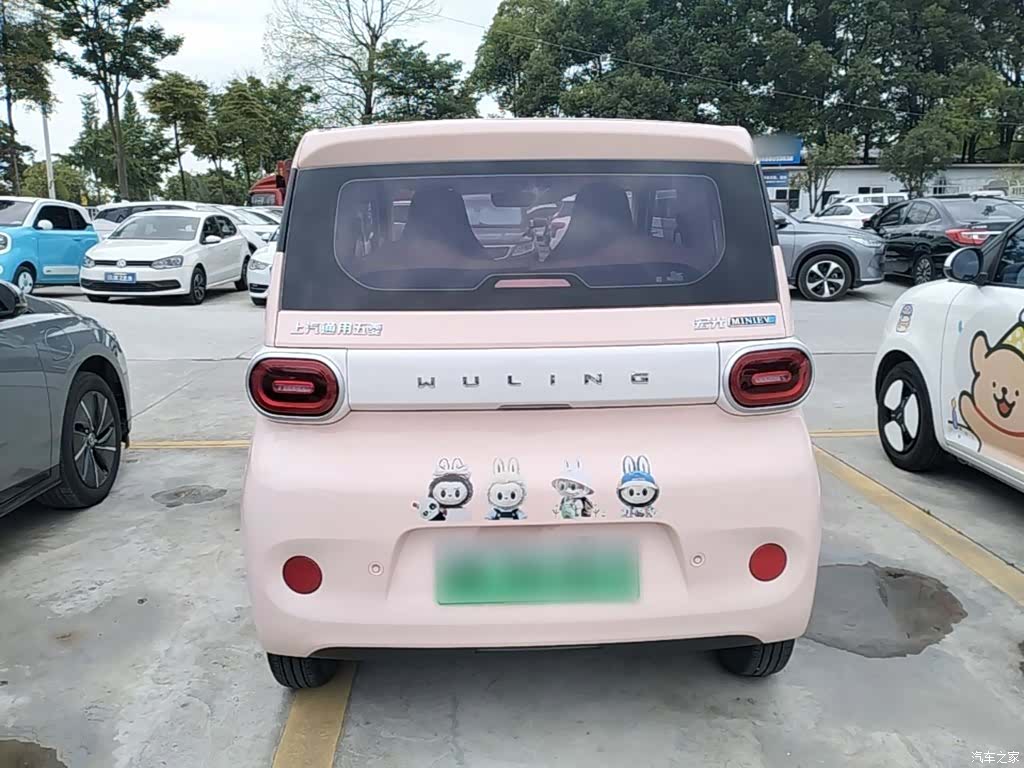 Wuling MINIEV, 2024 6