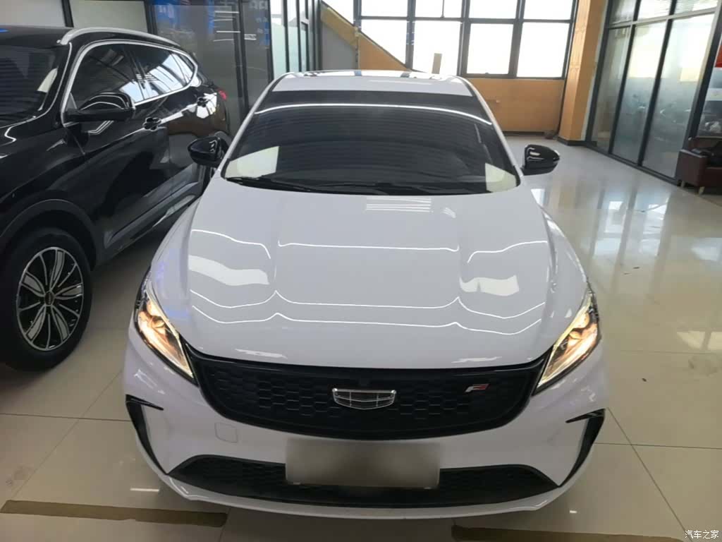 Geely Binray, 2022 3