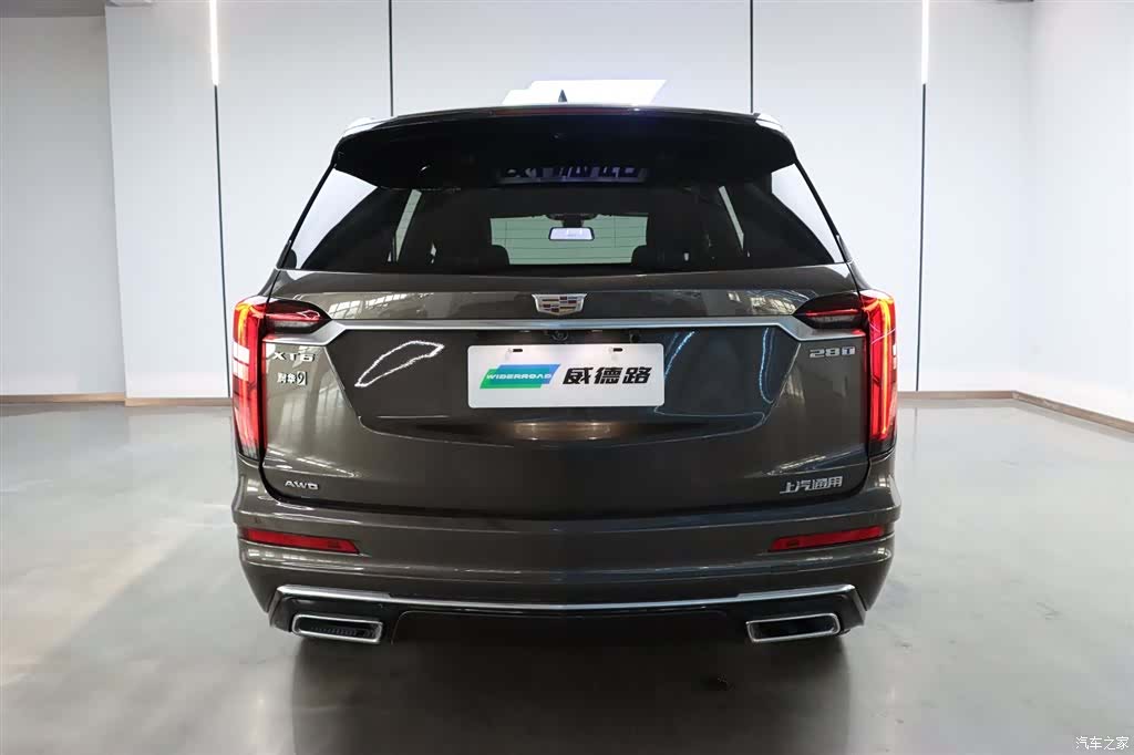 Cadillac XT6, 2022 все фото