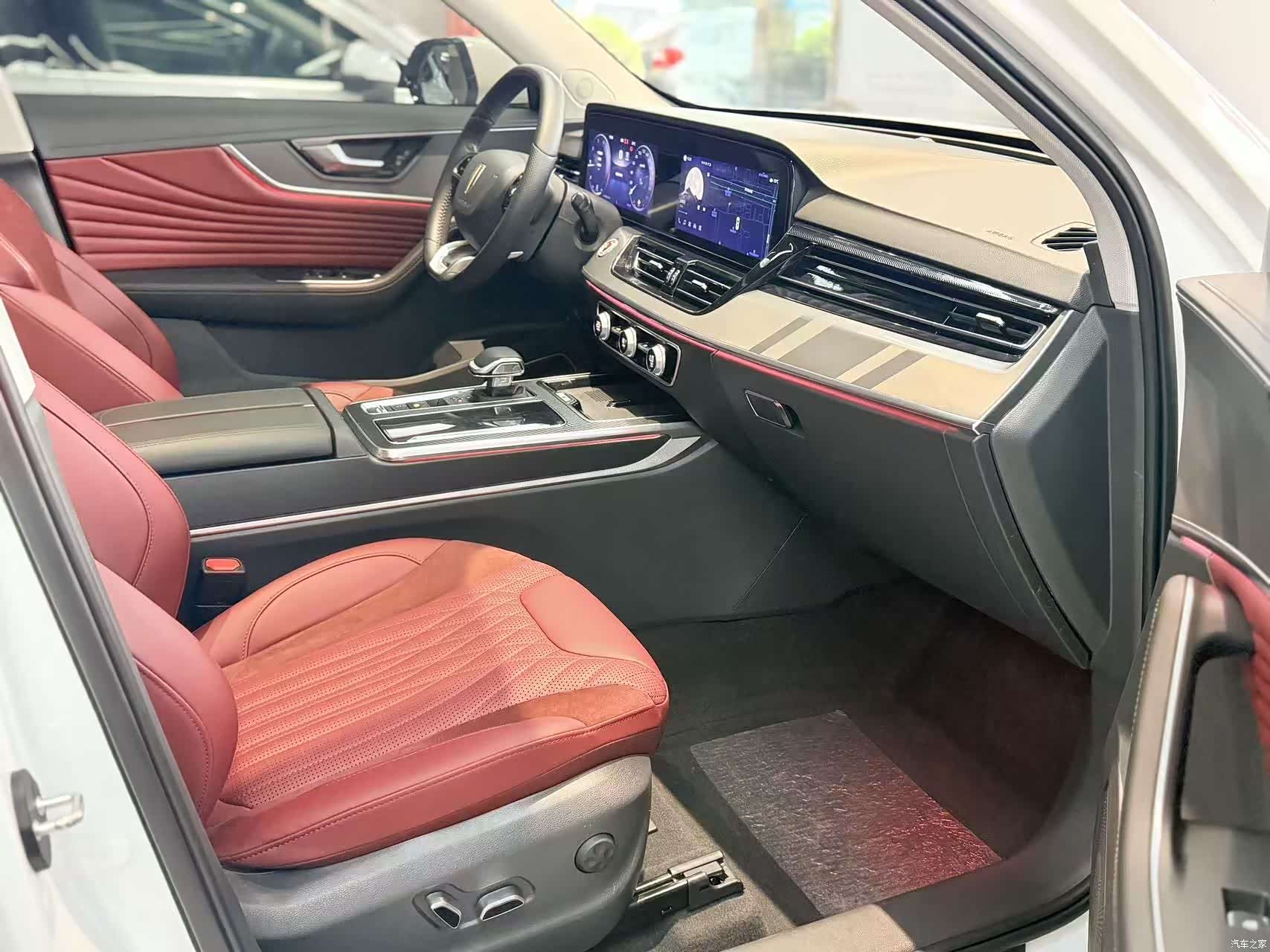 Hongqi HS5, 2023 8