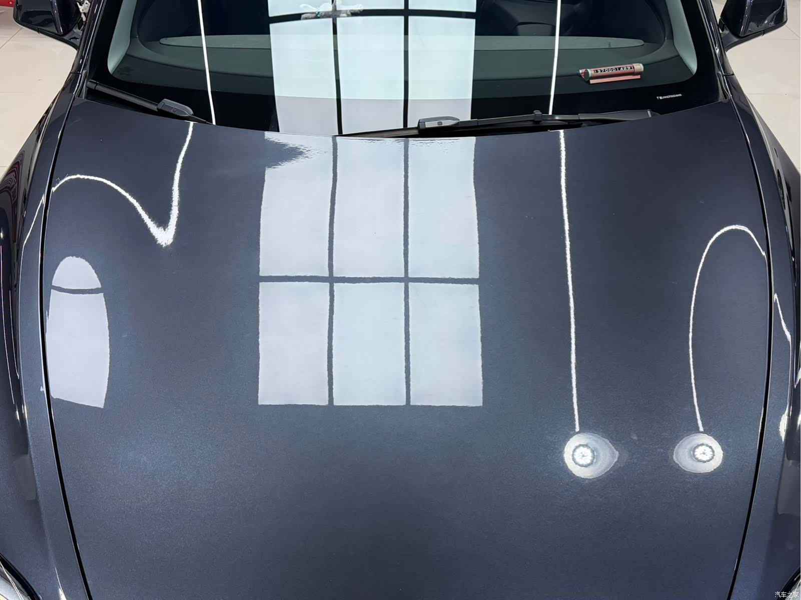 Tesla Model 3, 2025 23