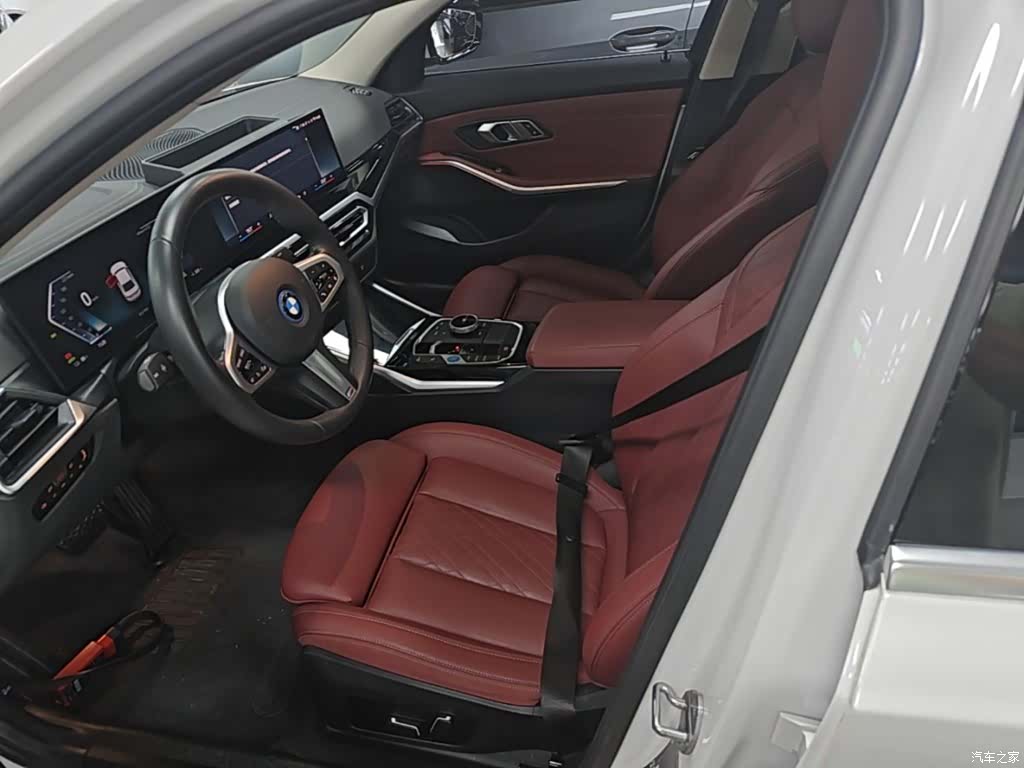 BMW i3, 2024 15