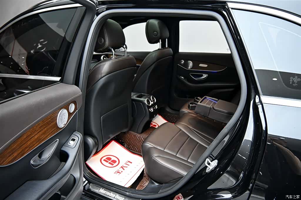 Mercedes-Benz GLC, 2021 13