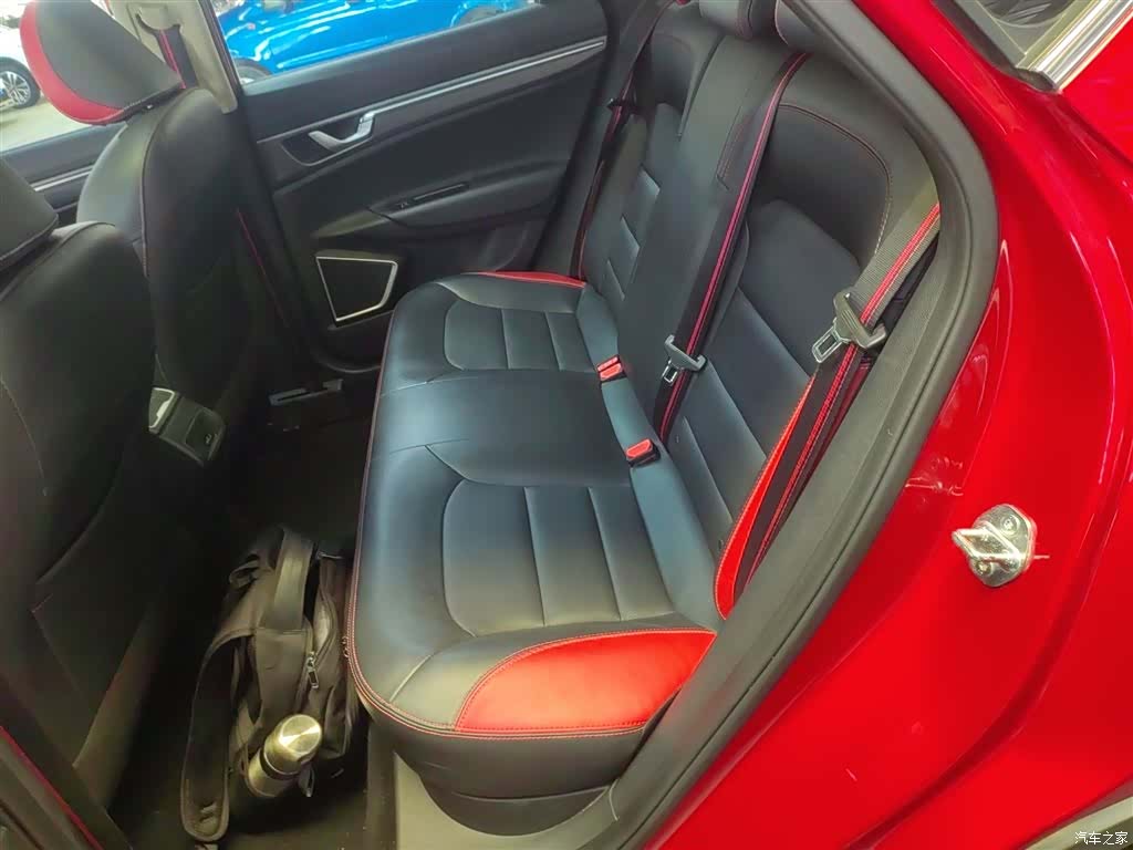 Geely Emgrand, 2020 17