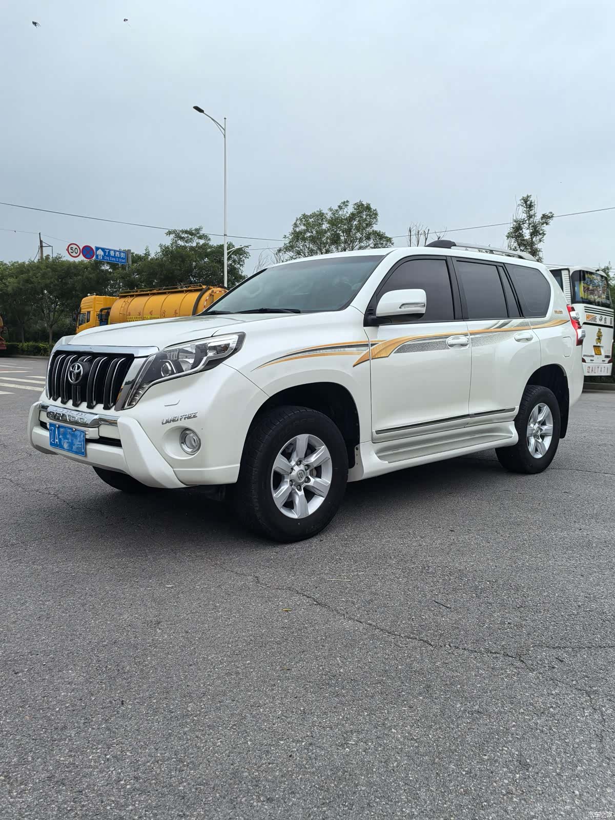 Toyota Prado, 2014 1