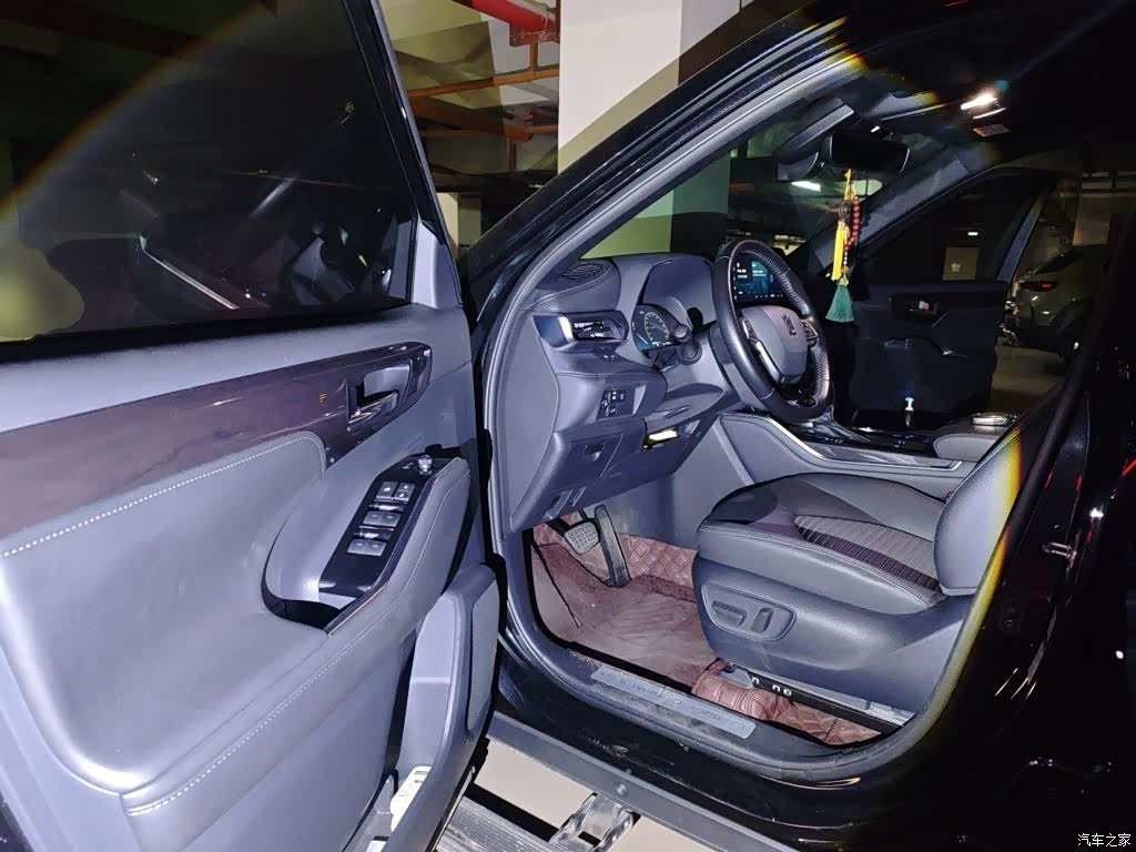 Toyota Crown, 2022 14
