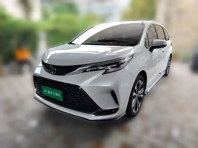 Toyota Granvia 2025 — купить из Китая под заказ