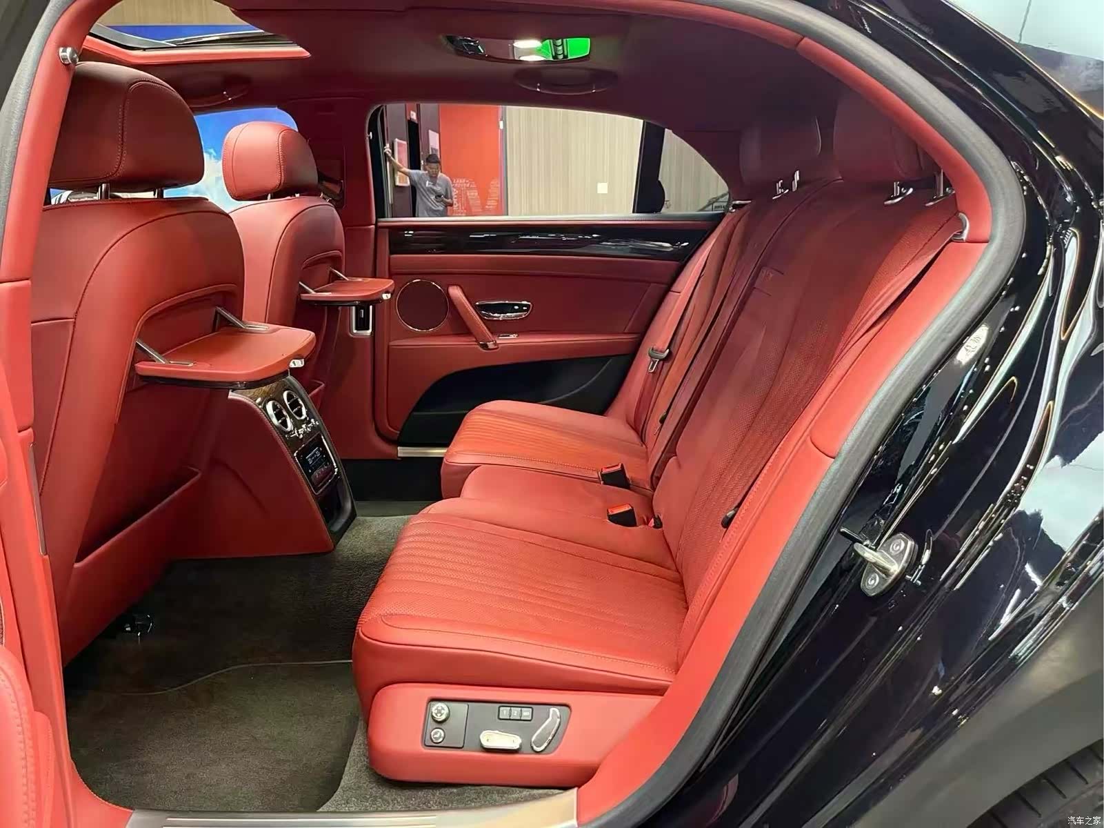 Bentley Flying Spur, 2018 все фото