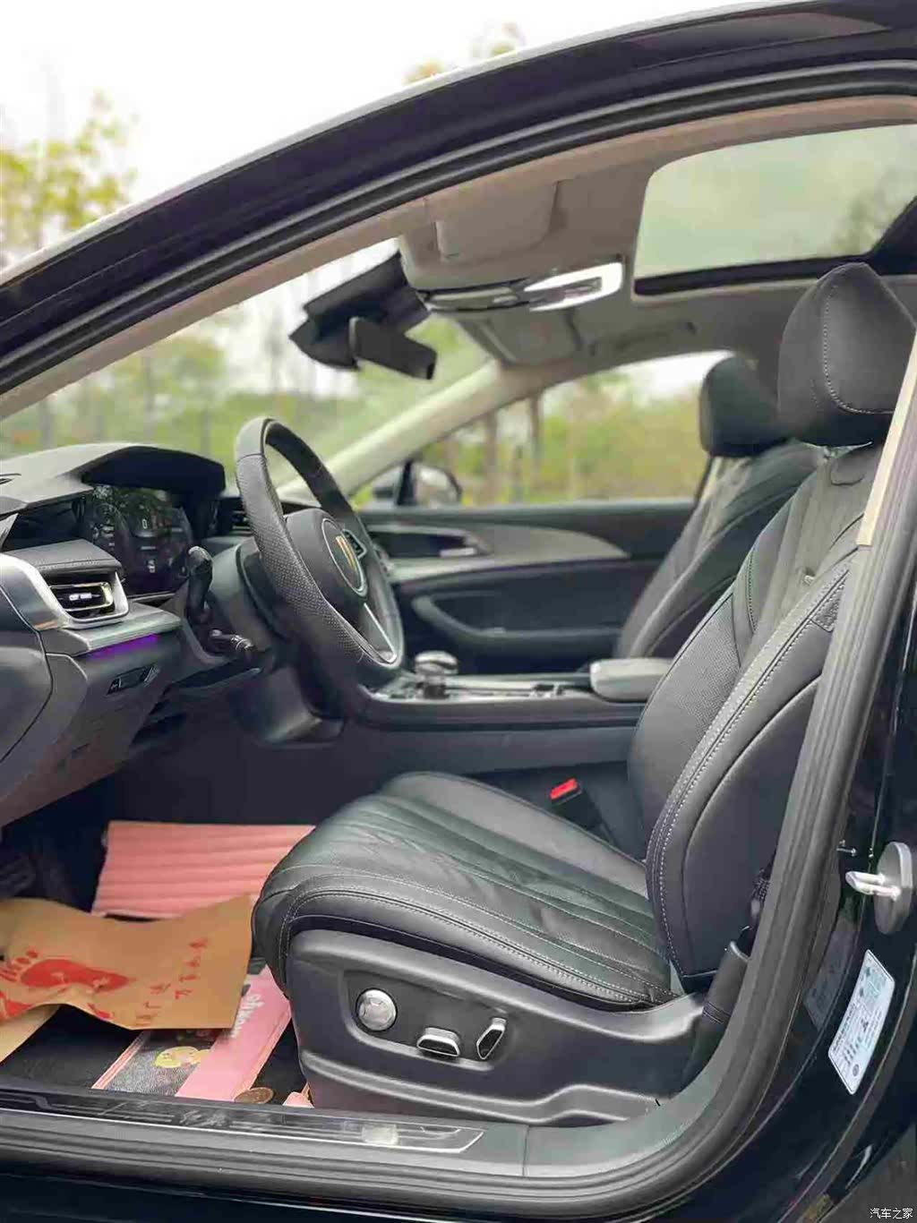 Hongqi H5, 2022 все фото