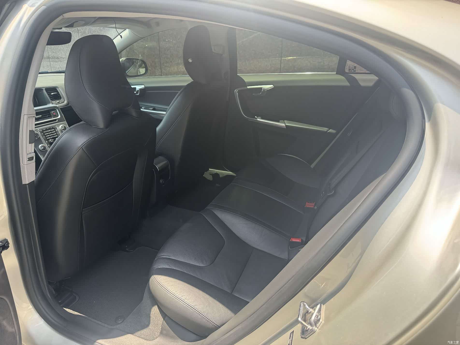 Volvo S60, 2019 16