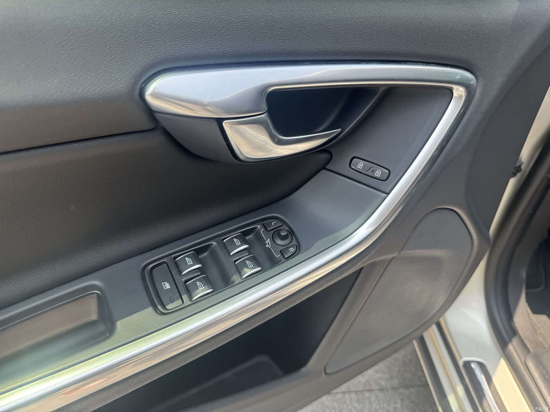Volvo S60, 2019 13