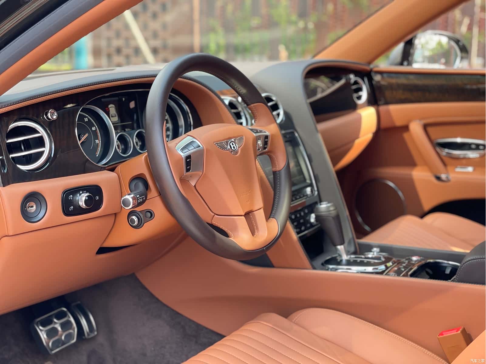 Bentley Flying Spur, 2018 4