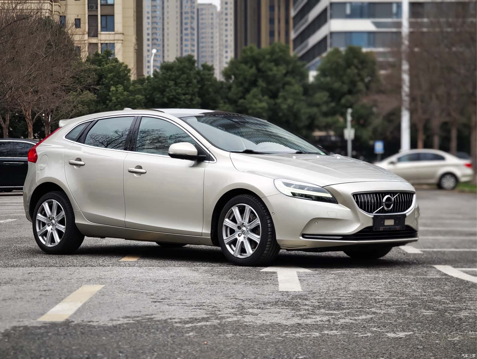 Volvo V40, 2017 3