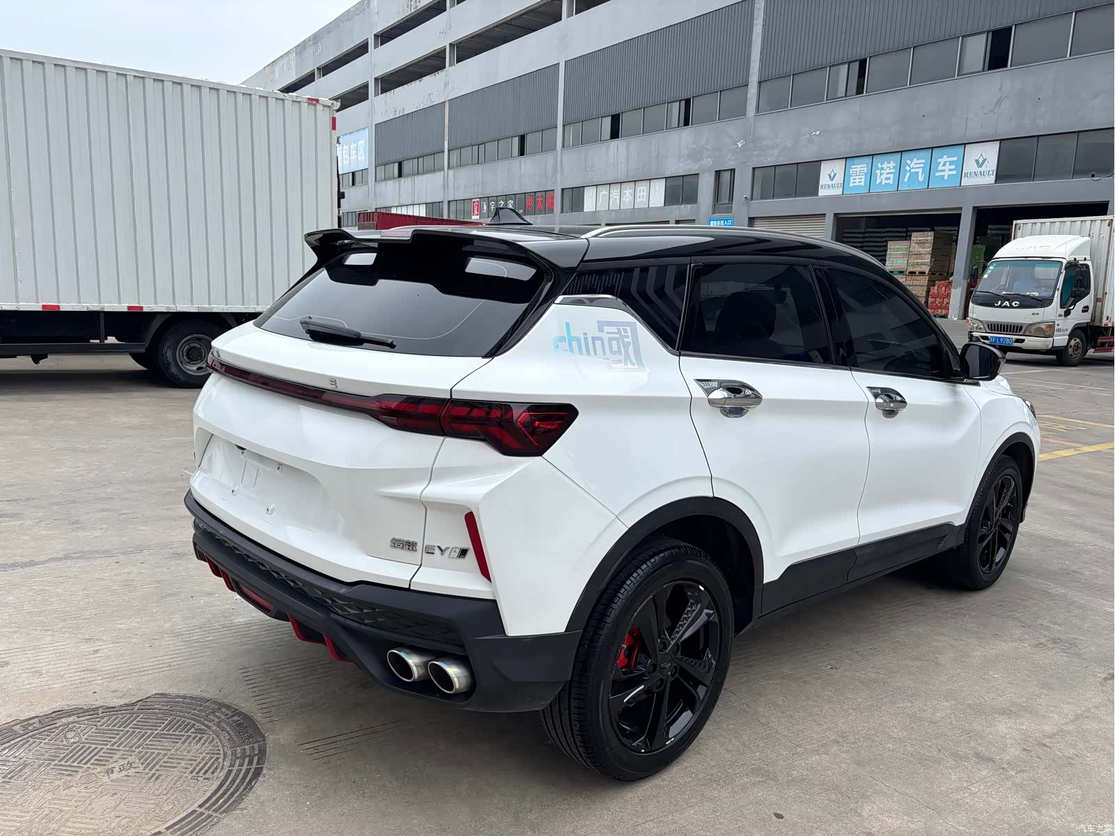 Geely Coolray, 2022 все фото