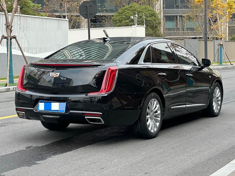 Cadillac XTS