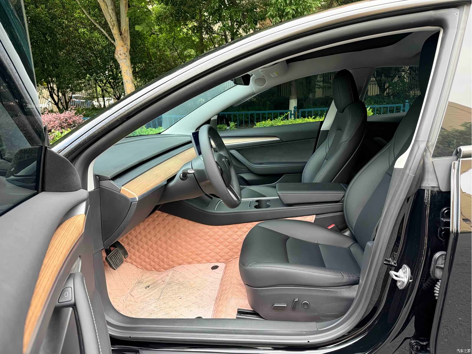 Tesla Model 3, 2022 7