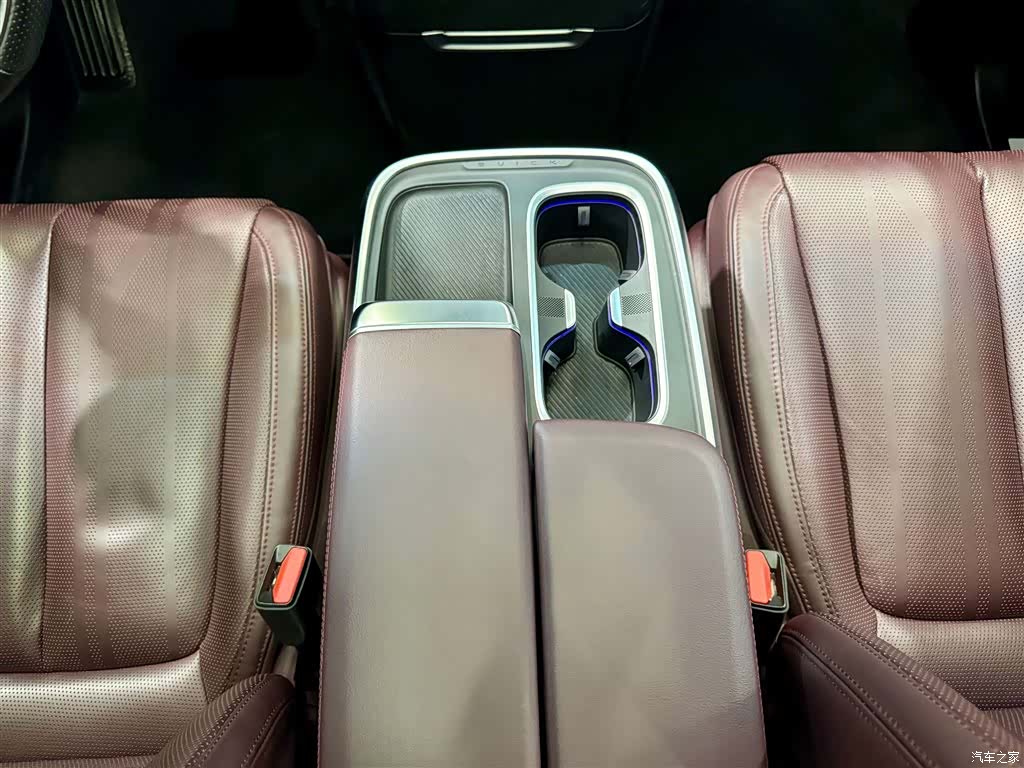 Buick Century, 2023 20