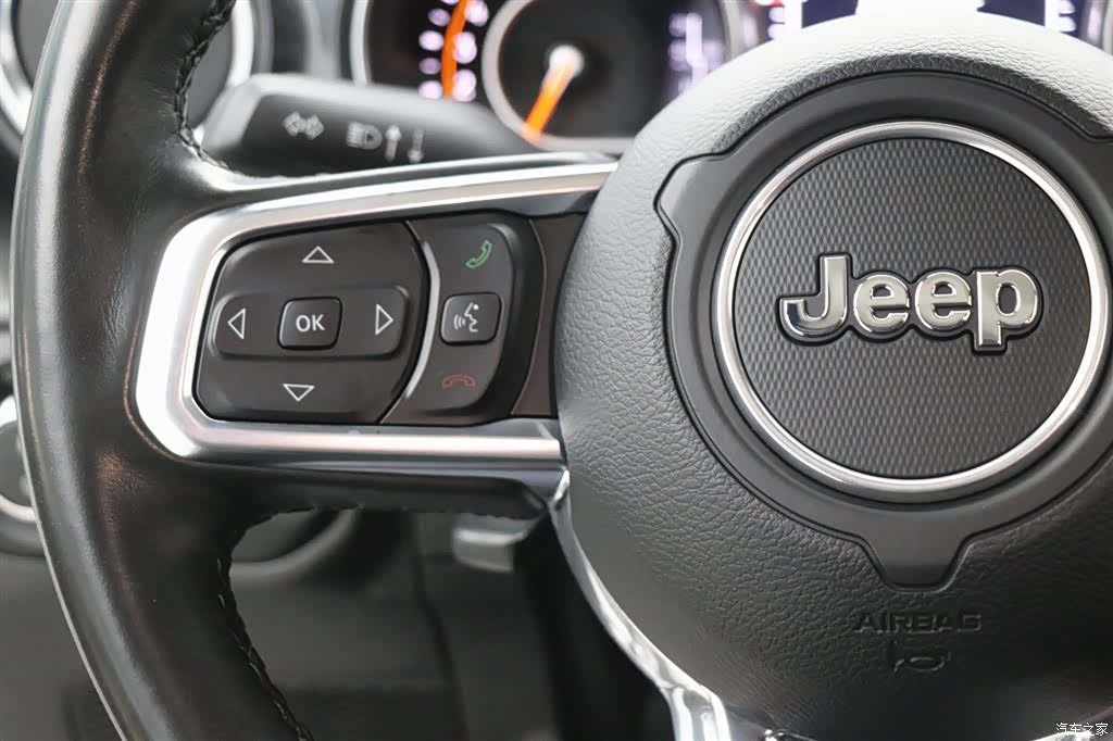 Jeep Wrangler, 2022 16