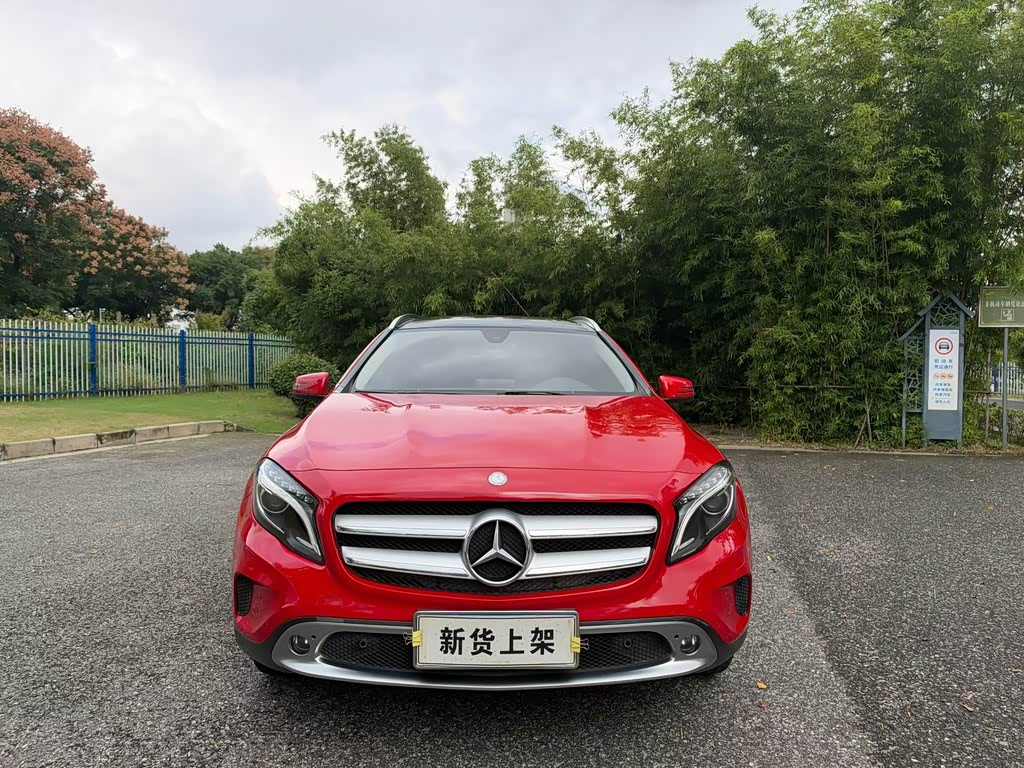 Mercedes-Benz GLA