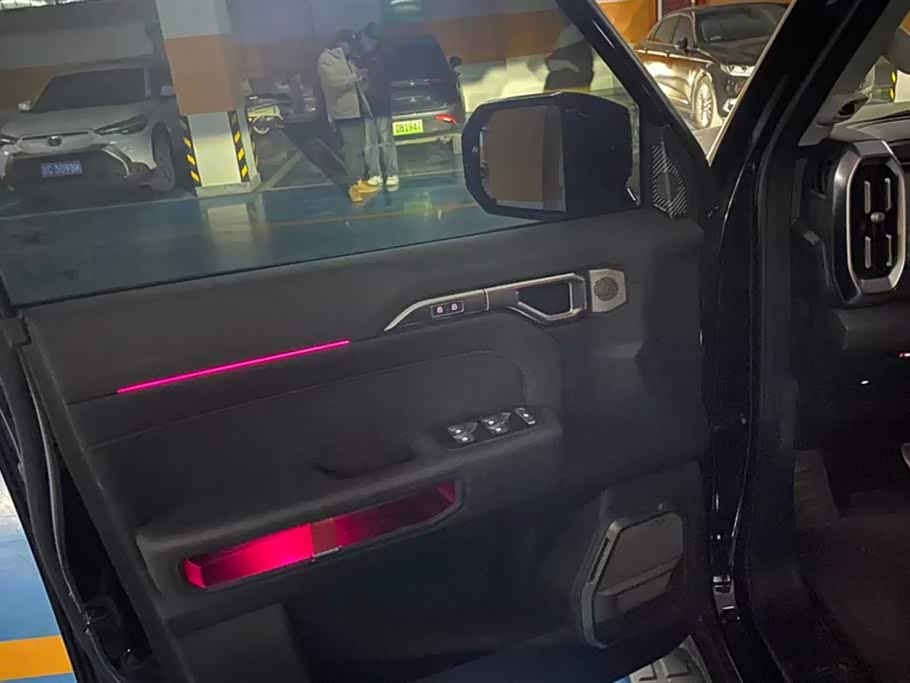 Jetour Jet Traveler C-DM