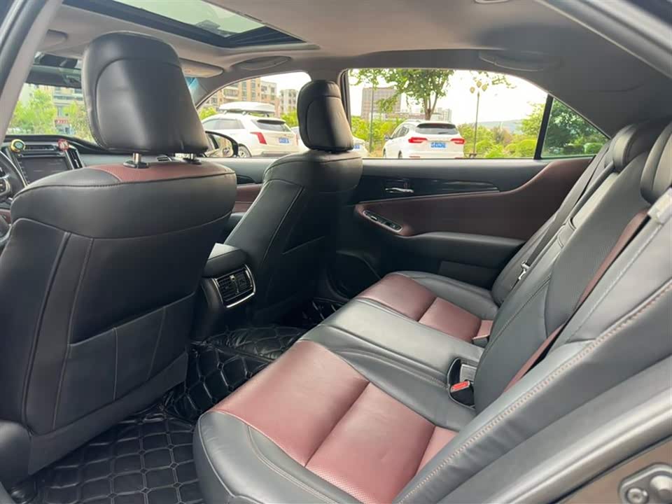 Toyota crown Toyota crown