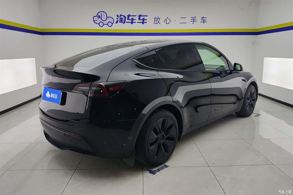 Tesla Model Y, 2024 3