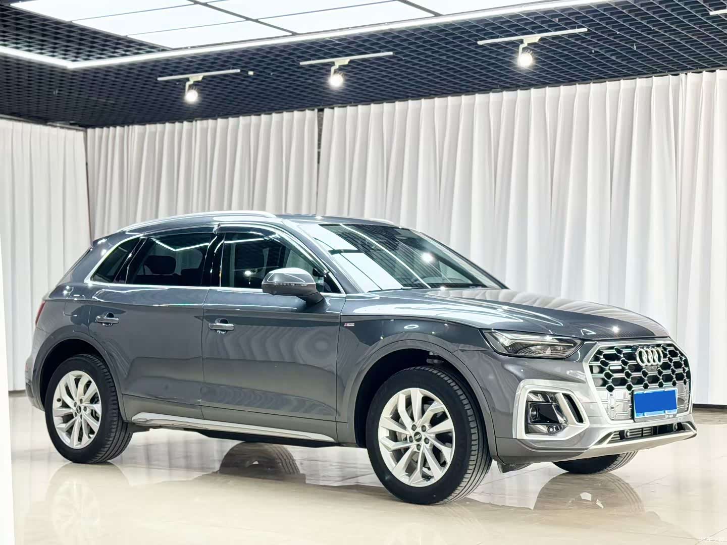 Audi Q5L, 2021 3