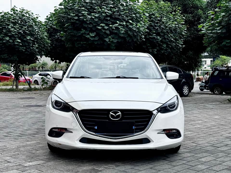 Mazda 3 Angkesaila