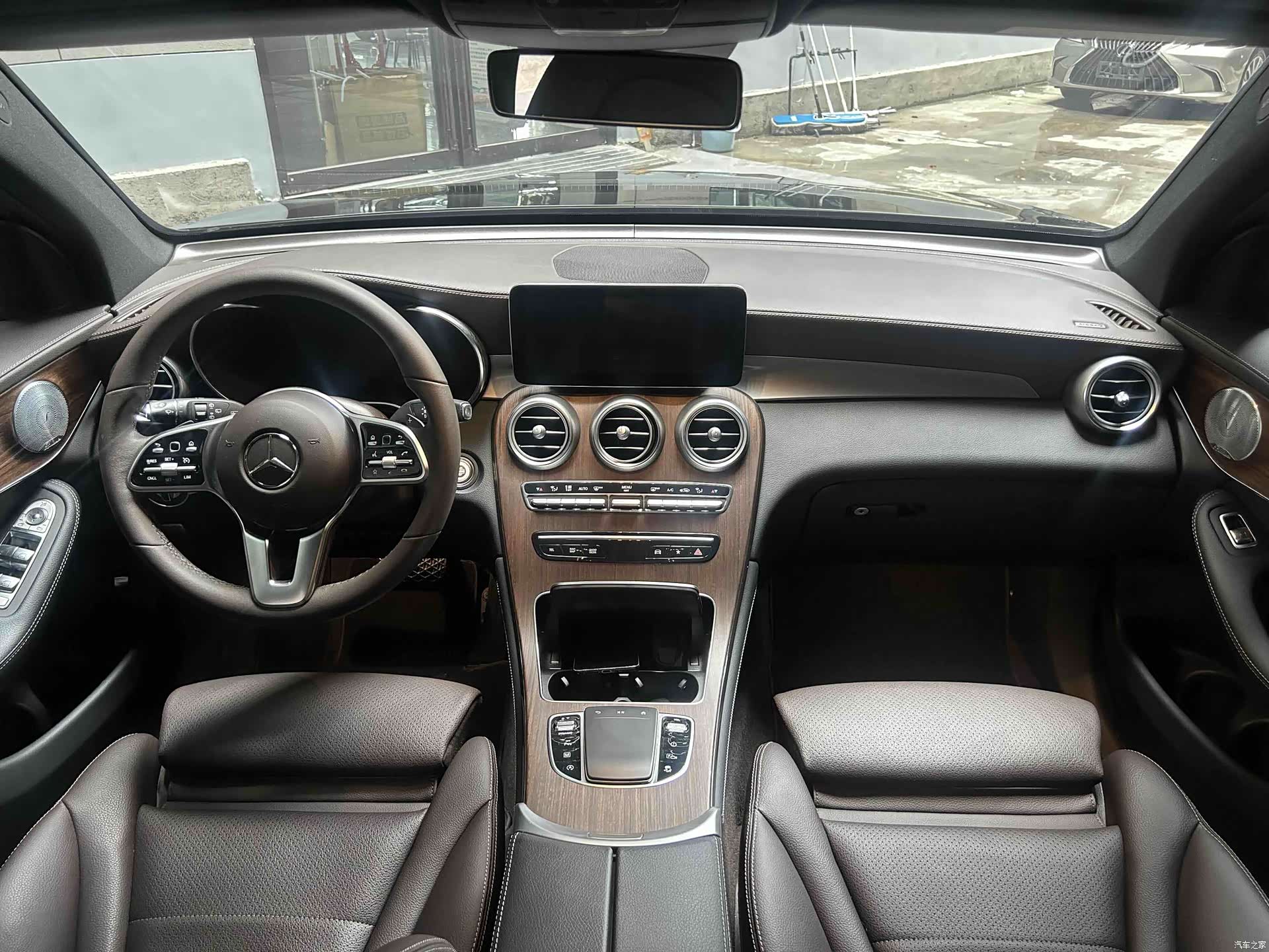 Mercedes-Benz GLC, 2021 3