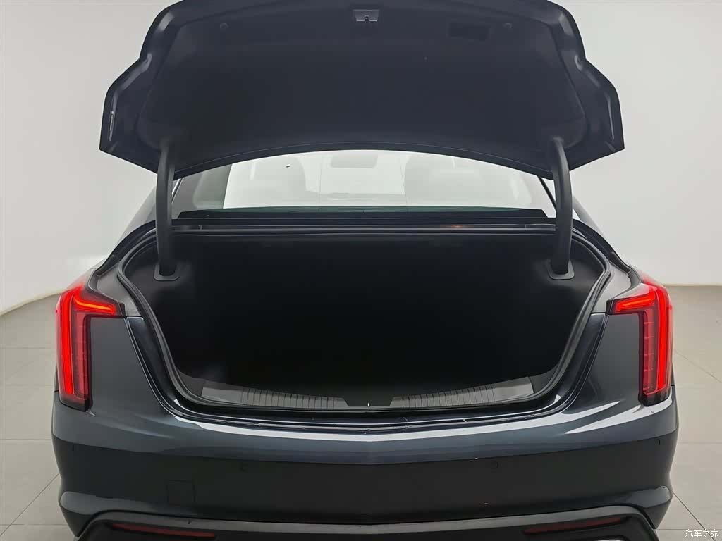 Cadillac CT5, 2021 16