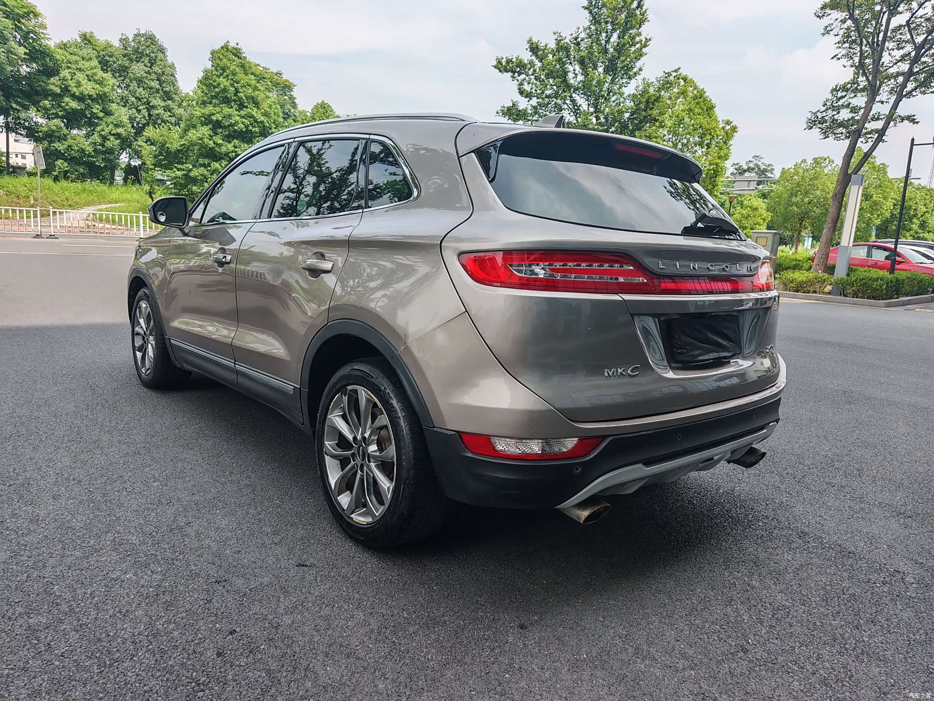 Lincoln MKC, 2018 8
