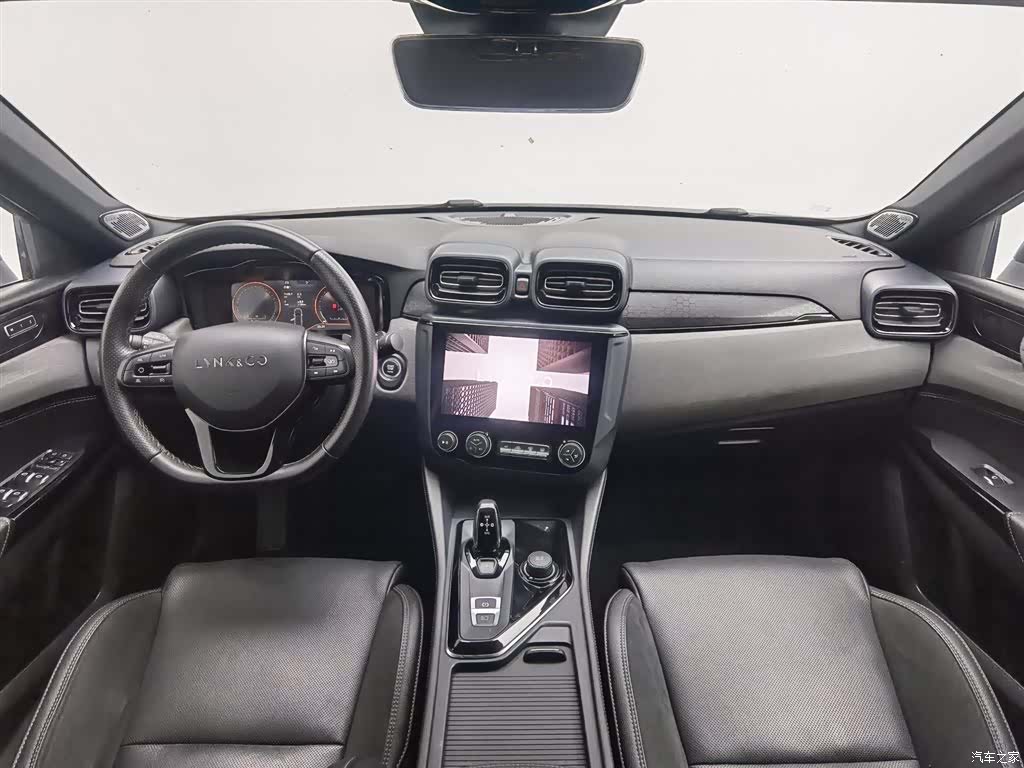 Lynk & Co 02, 2020 все фото