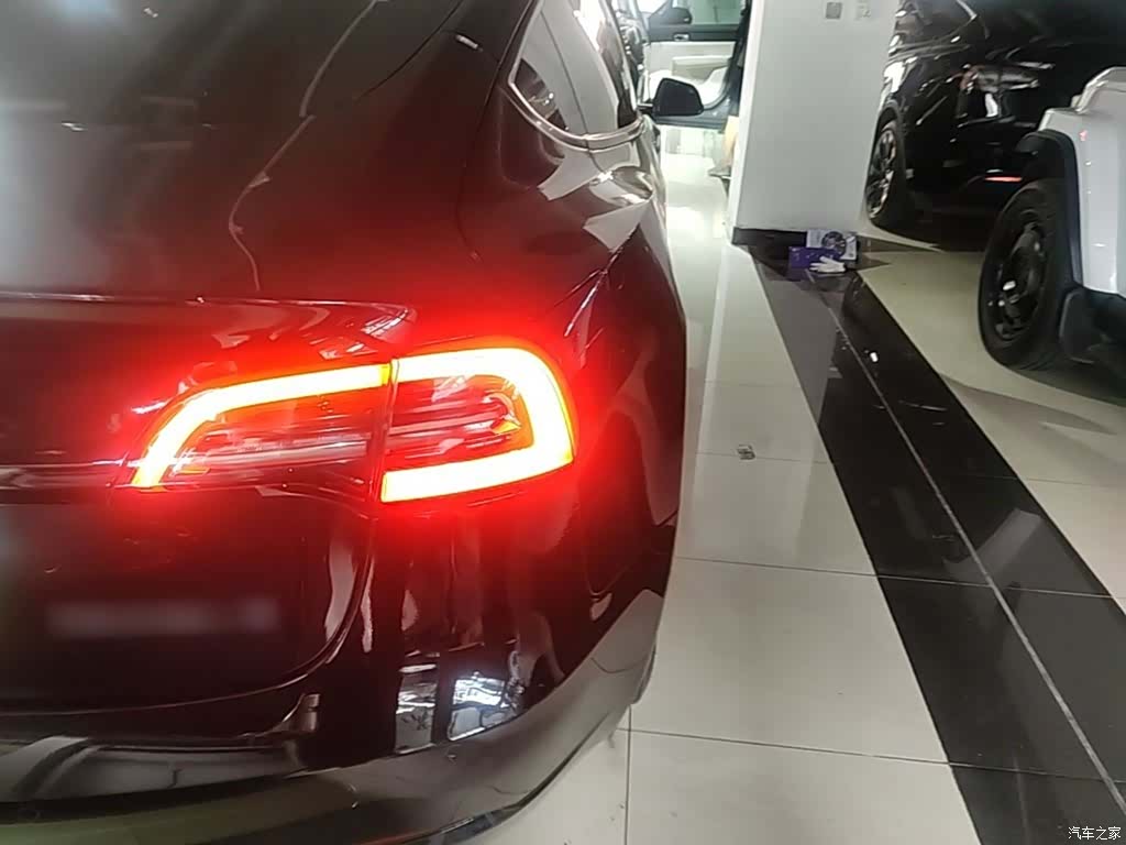 Tesla Model 3, 2023 8