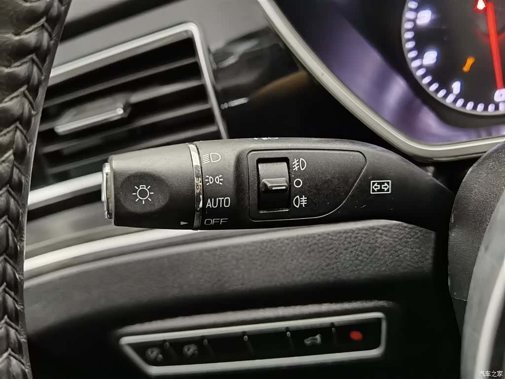 Zotye T700, 2018 21