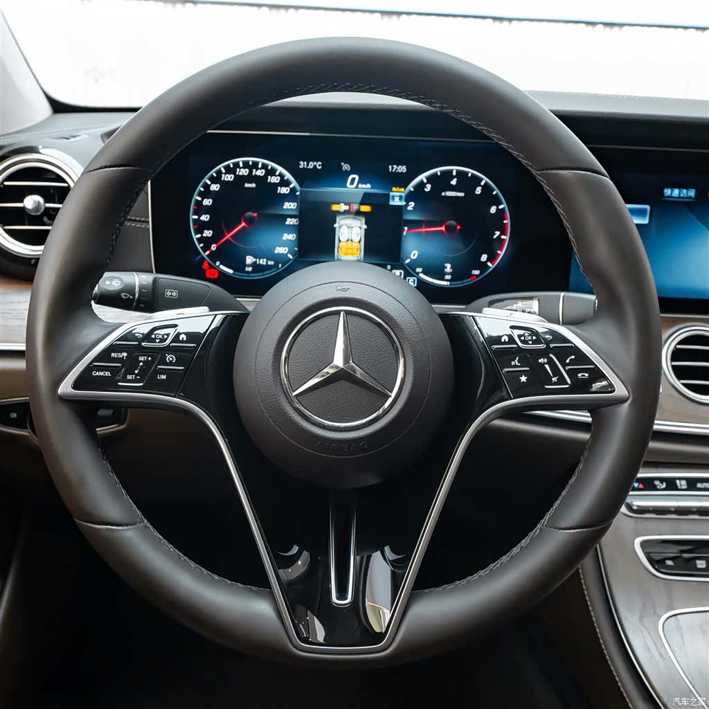 Mercedes-Benz E-Class, 2024 12