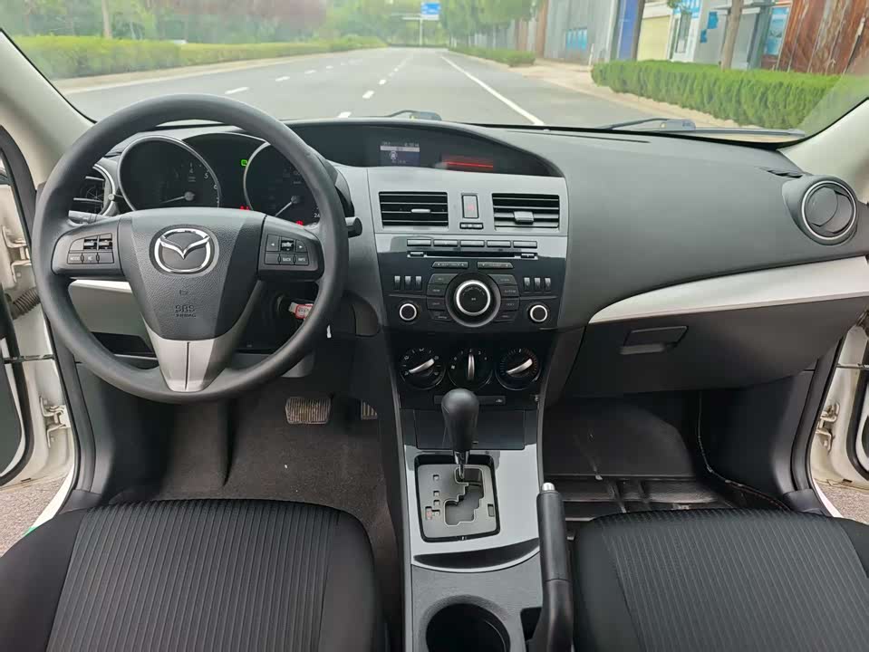 Mazda 3 star Cheng