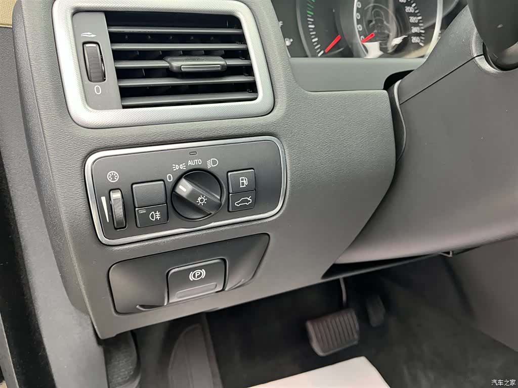 Volvo S80, 2016 13