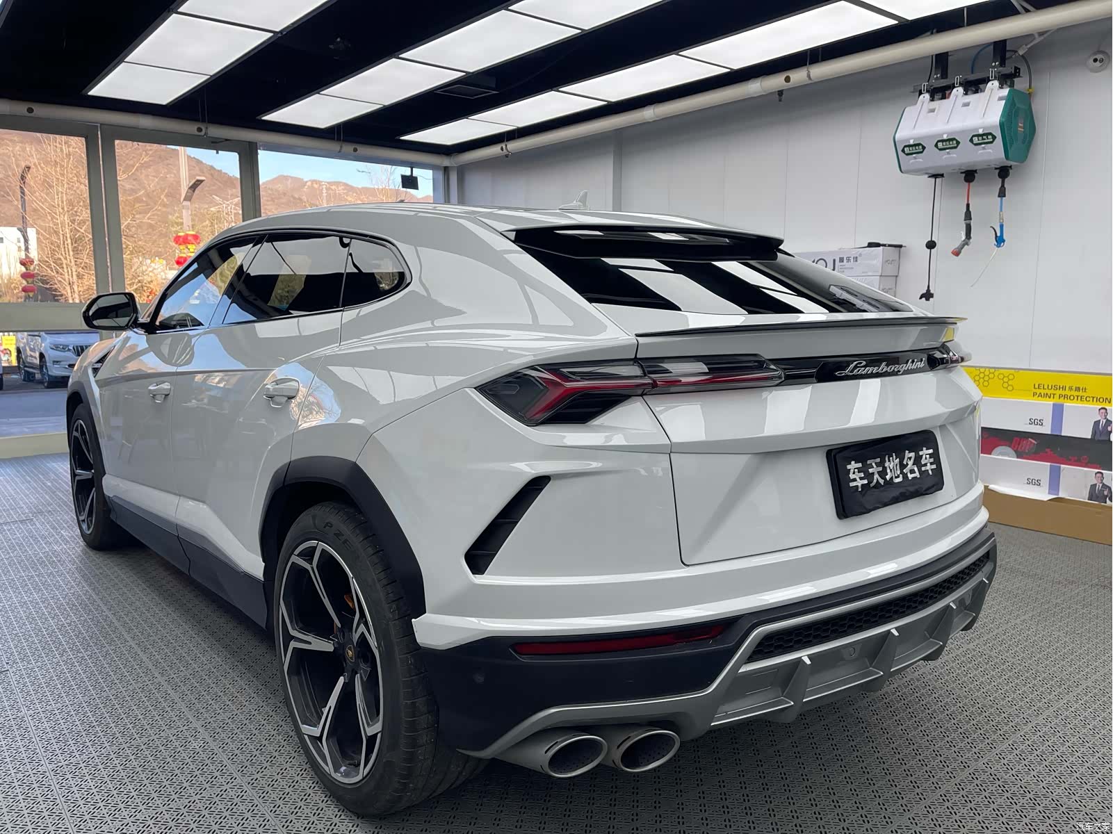 Lamborghini Urus, 2021 4
