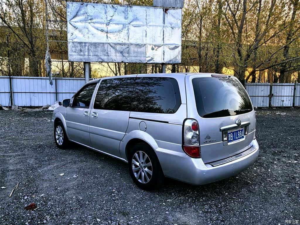 Buick GL8, 2013 12