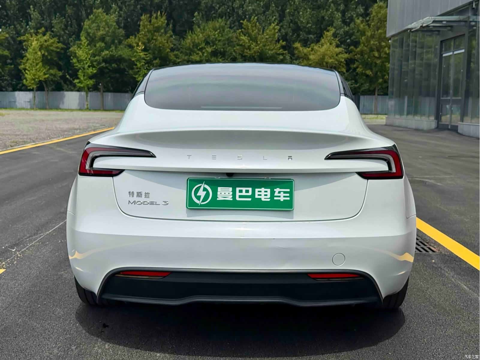 Tesla Model 3, 2024 6