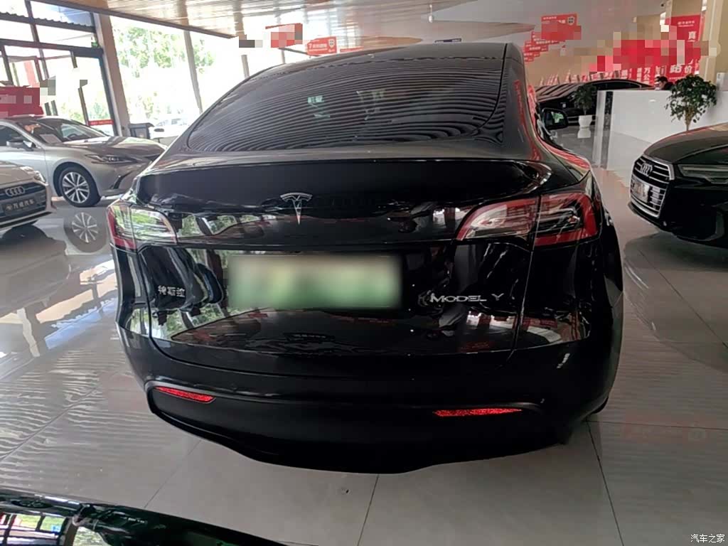 Tesla Model Y, 2022 6