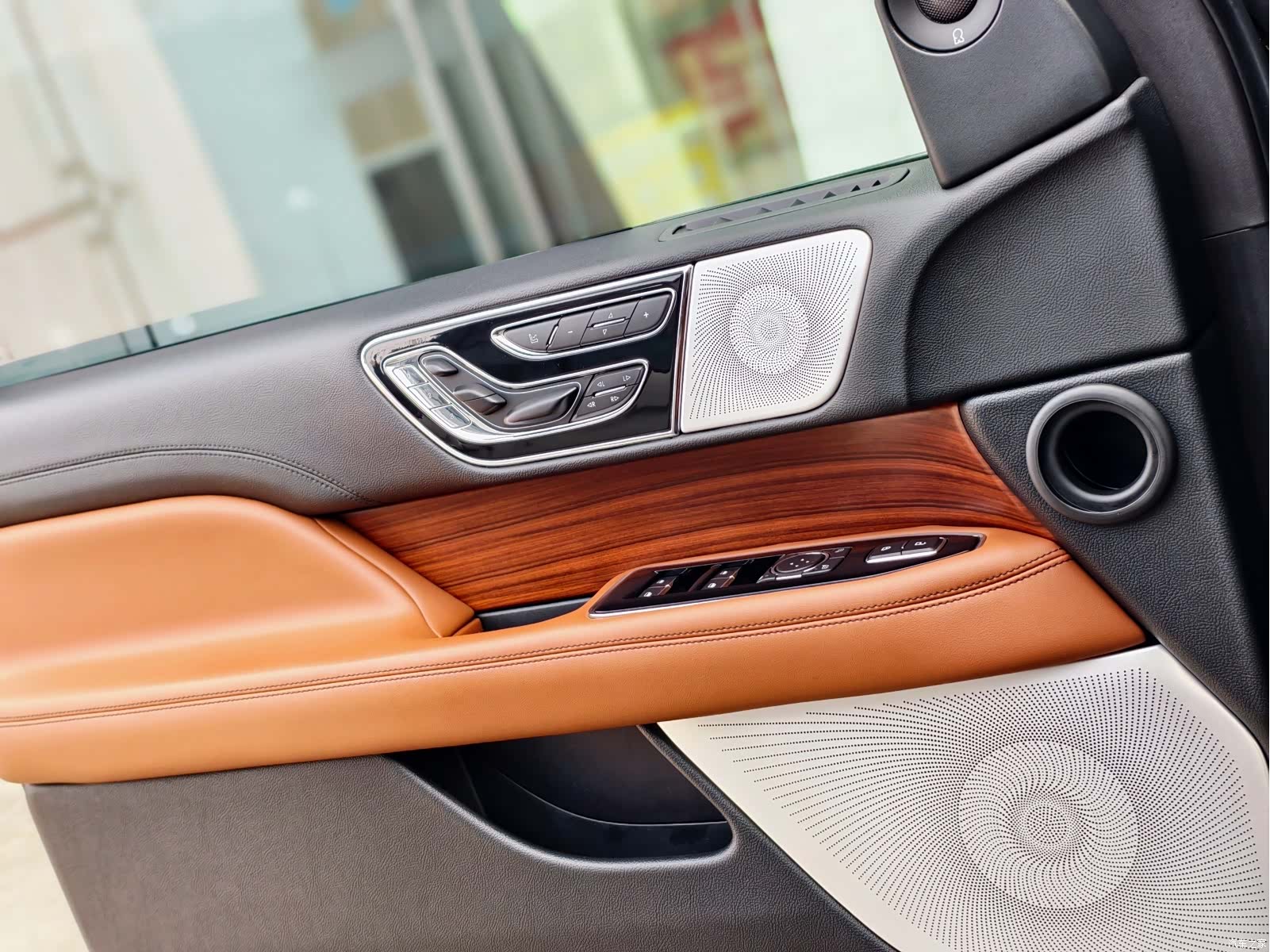 Lincoln Navigator, 2019 15