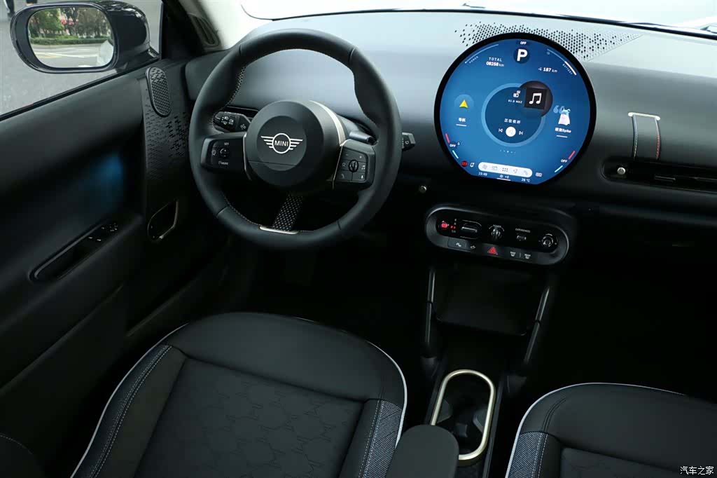Mini Cooper, 2025 24