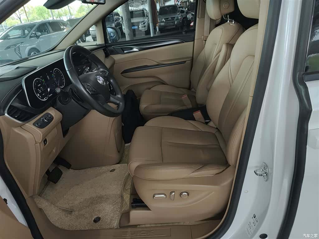 Buick GL8, 2021 11