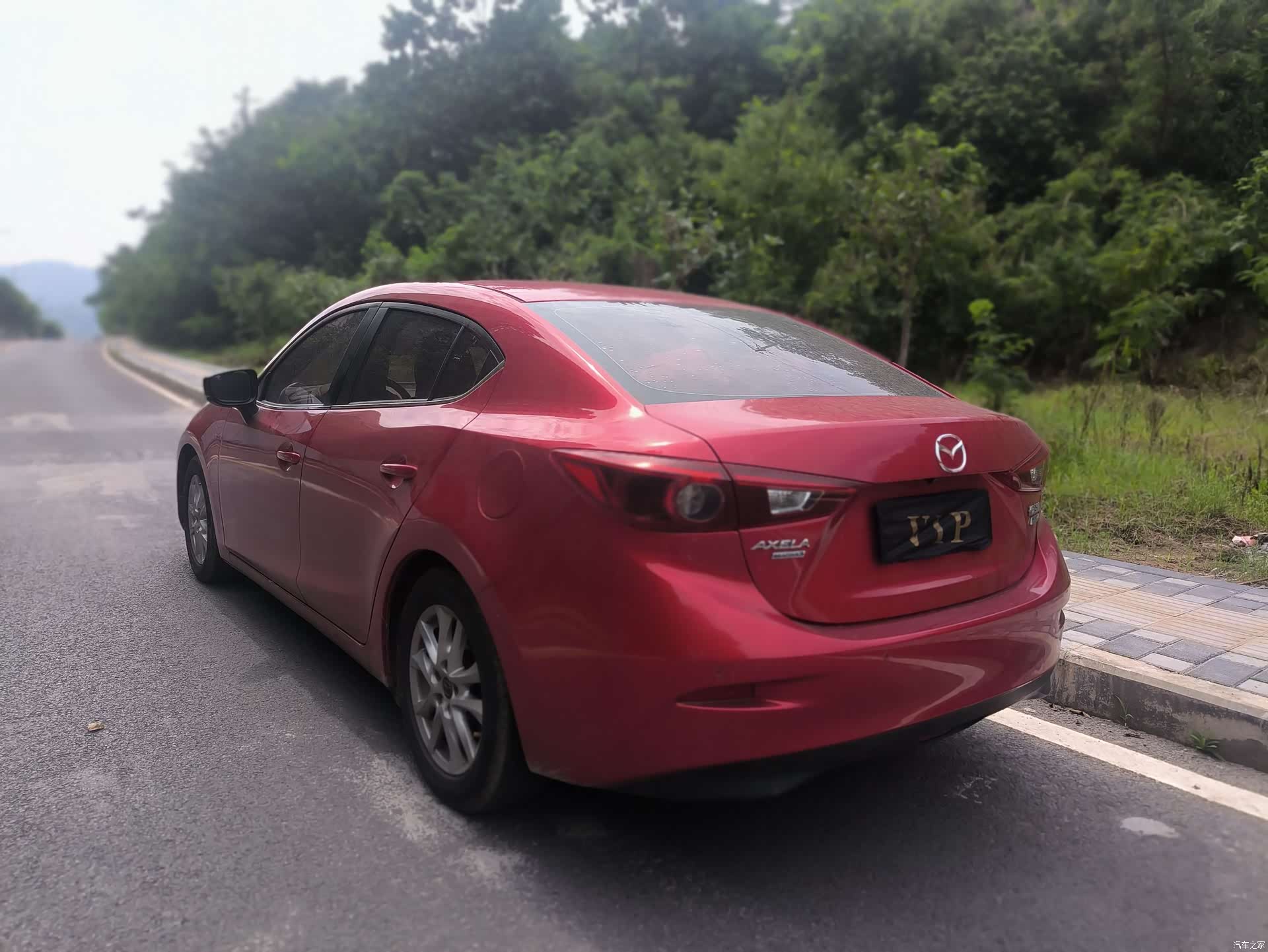 Mazda Mazda3, 2017 8