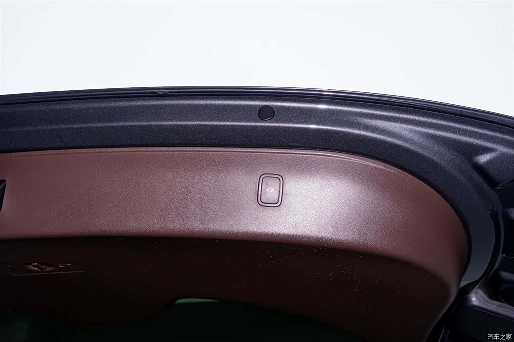AITO M7, 2024 10