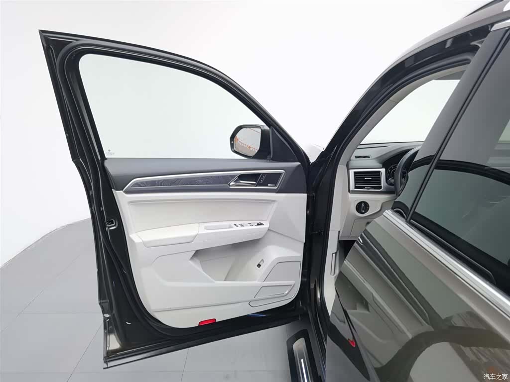 Volkswagen Teramont, 2017 8