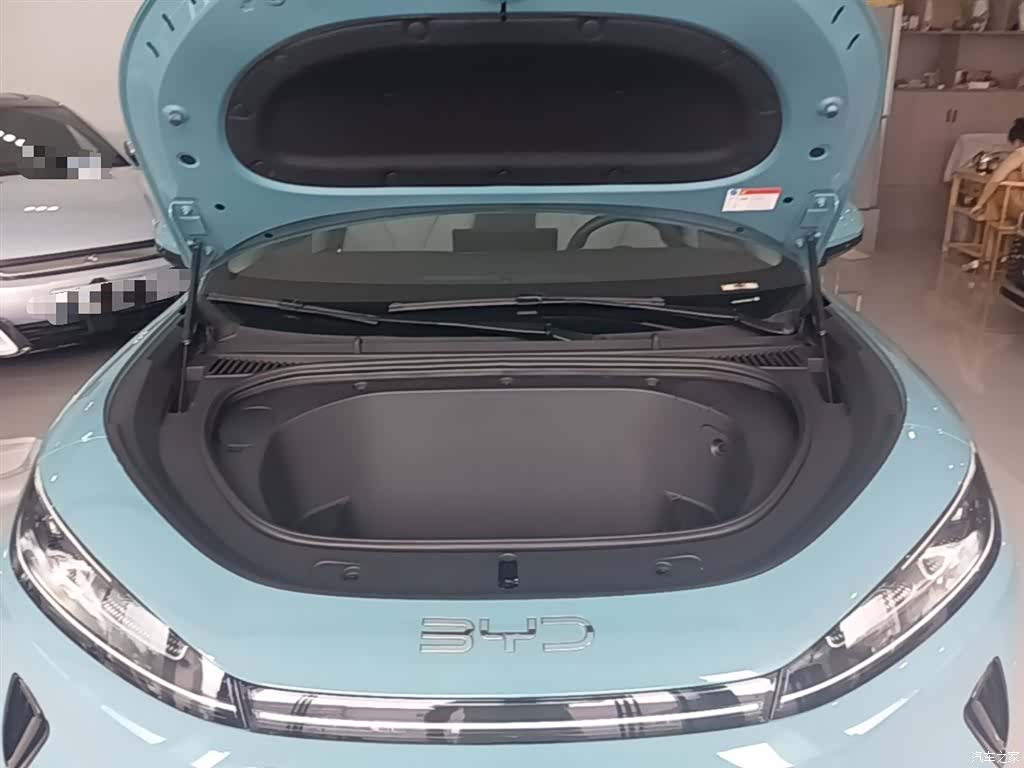 BYD HiAce, 2025 16