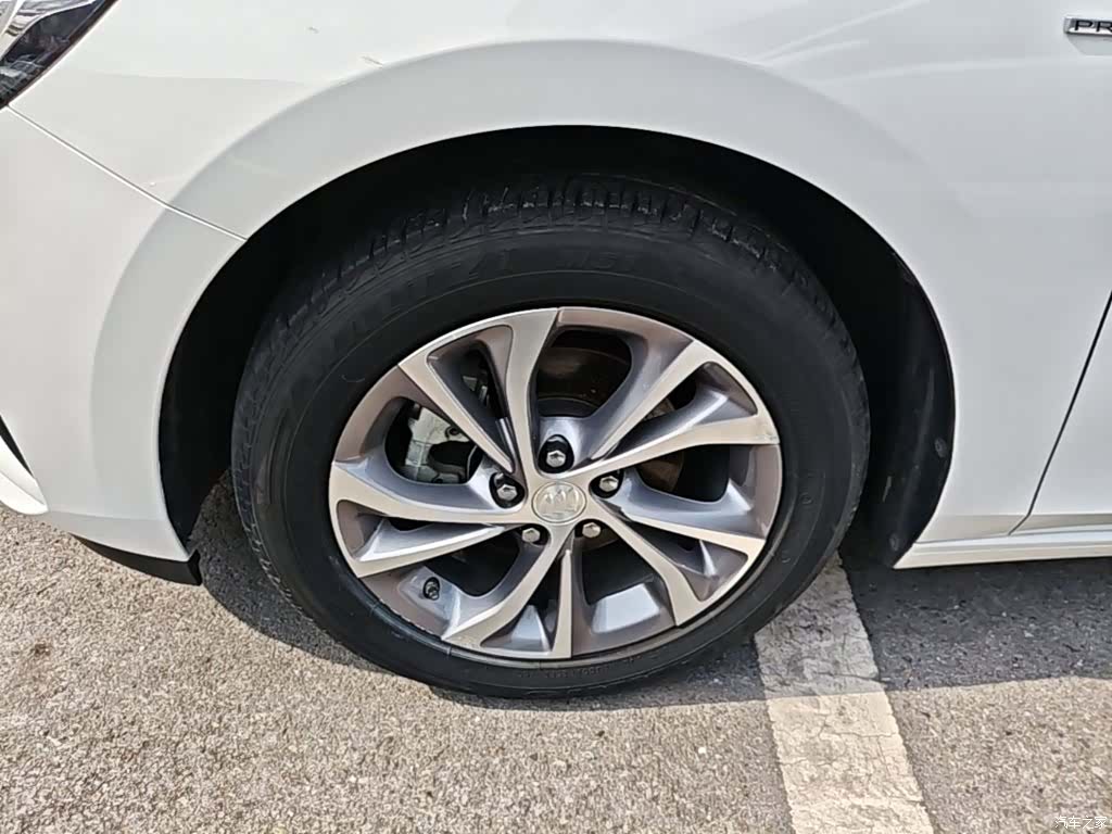 Buick Verano, 2022 23