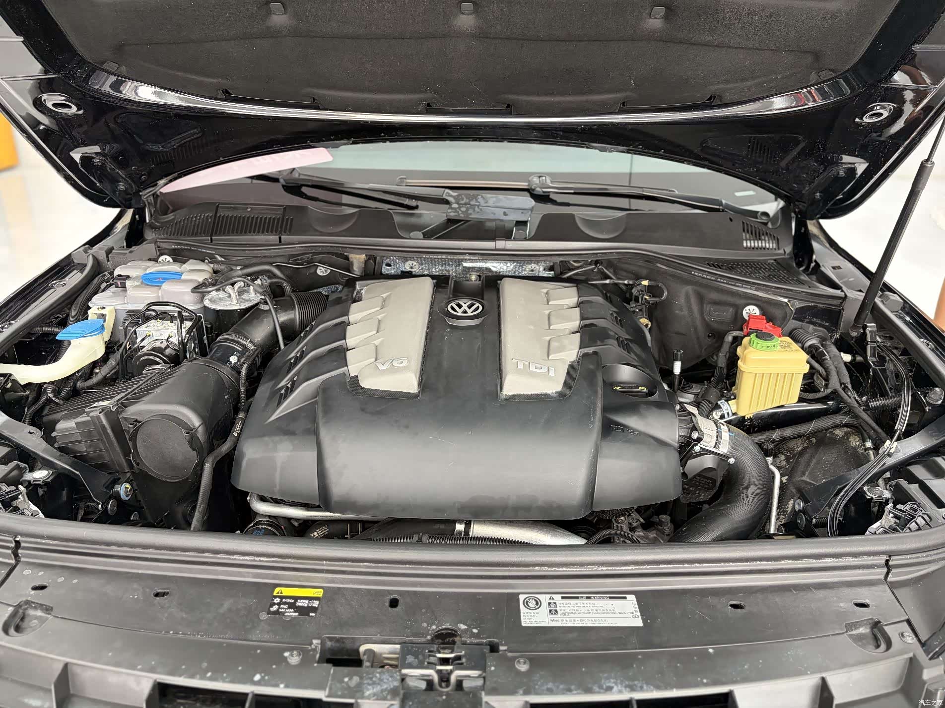 Volkswagen Touareg, 2015 18